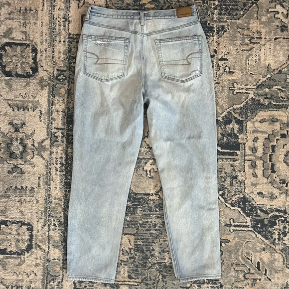 AEO Mom Jean - Picture 3 of 7
